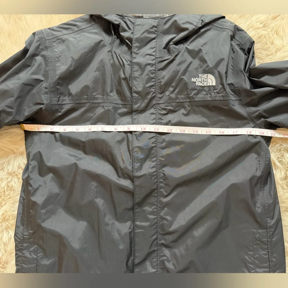 The North Face Black Venture 2 Hyvent Jacket - Picture 4 of 5
